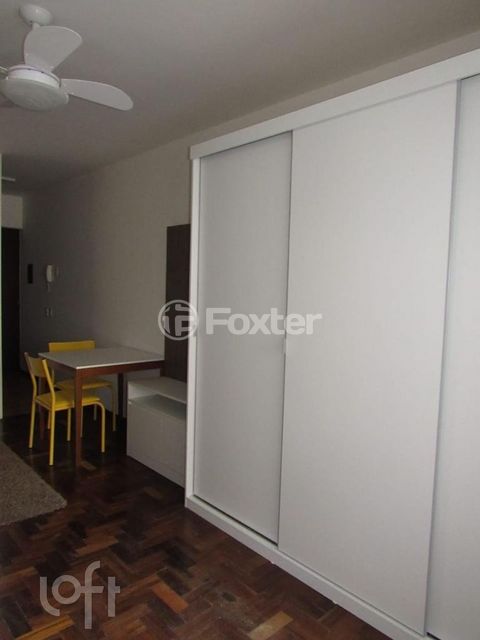 Image 8 - 304759