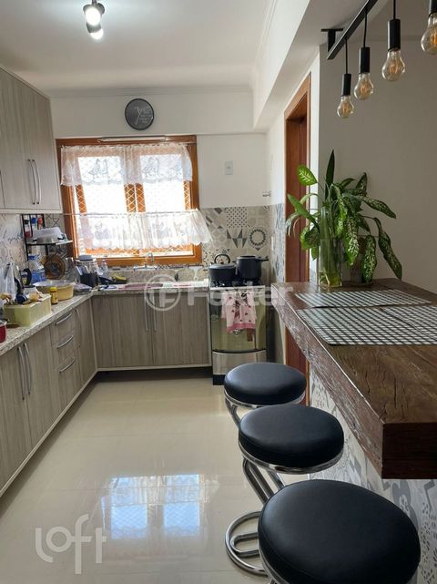 Image 3 - 304801