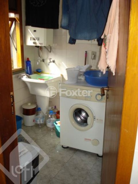 Image 7 - 304801