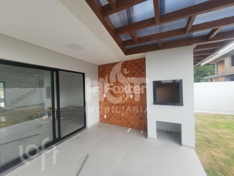 Image 4 - 304830