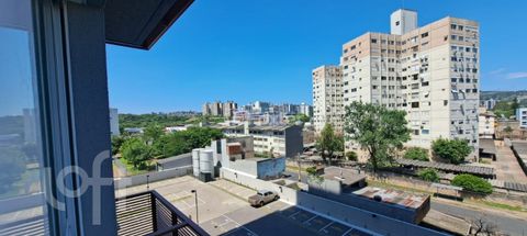 Image 18 - 304981