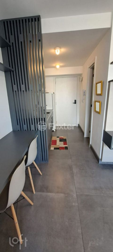 Image 3 - 304981