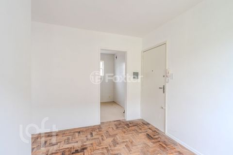 Image 4 - 305109