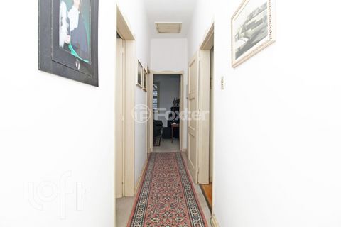Image 16 - 305374