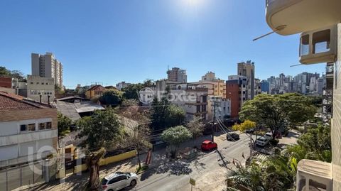 Image 15 - 305678