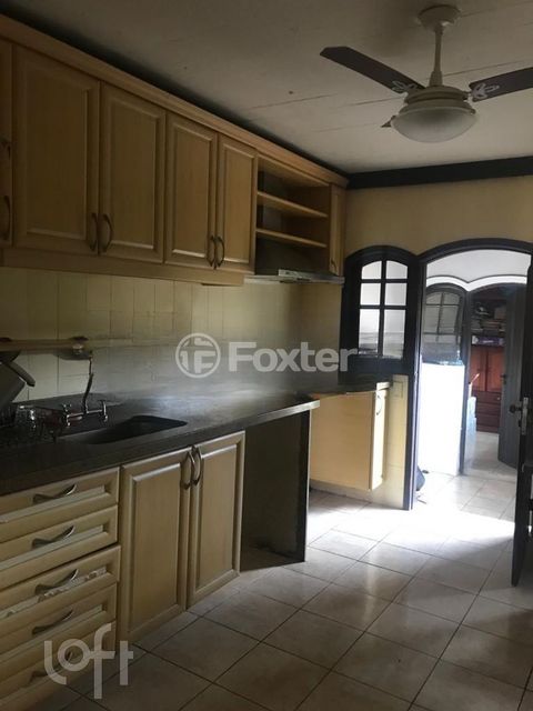 Image 11 - 305728