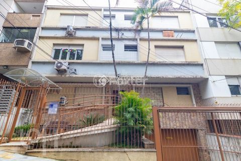 Image 8 - 305960