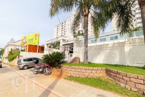 Image 9 - 306133