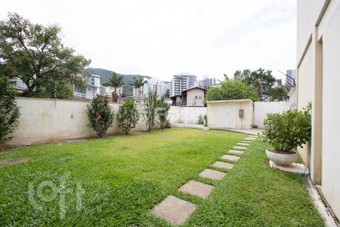 Image 18 - 306287