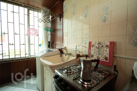 Image 15 - 306287