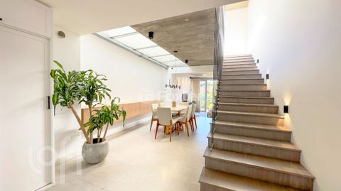 Image 10 - 306304