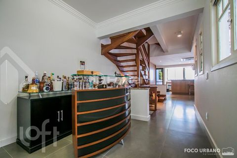 Image 1 - 306365