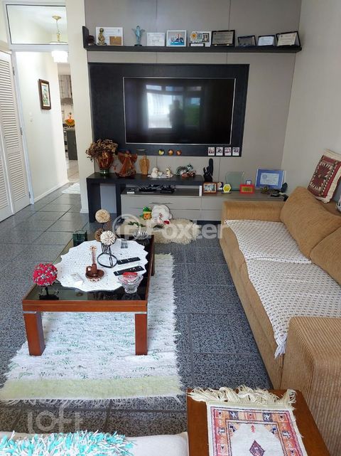 Image 2 - 306563