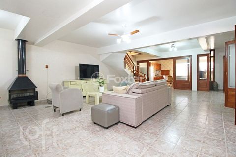 Image 17 - 306597