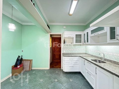 Image 10 - 306716