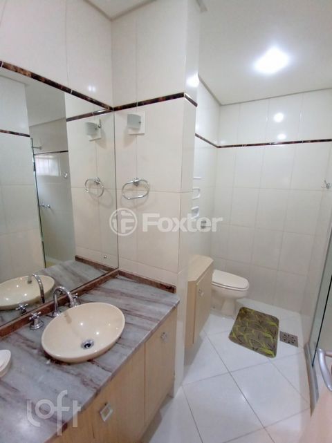 Image 11 - 306775