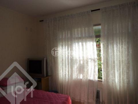 Image 10 - 306825