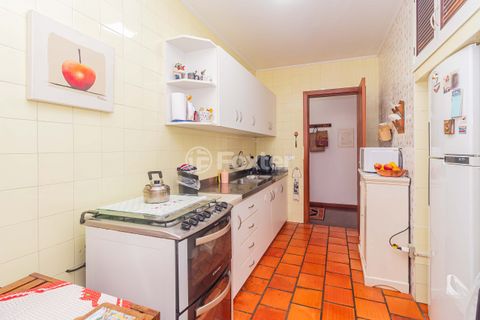Image 11 - 306830