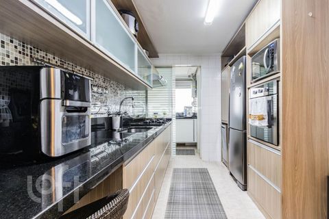 Image 17 - 306860