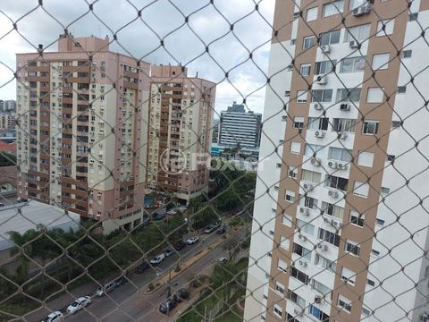 Image 17 - 306876