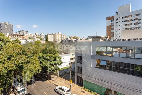 Image 18 - 306949