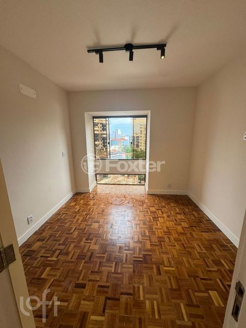 Image 4 - 306956