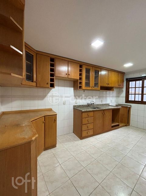 Image 5 - 307042