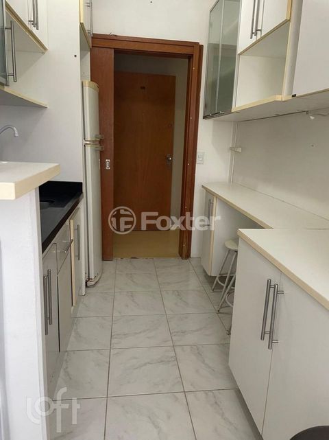 Image 11 - 307335