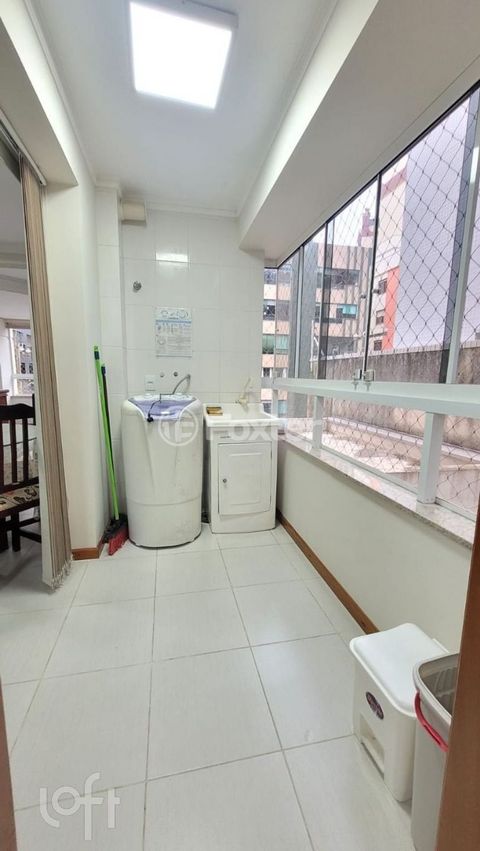 Image 3 - 307795