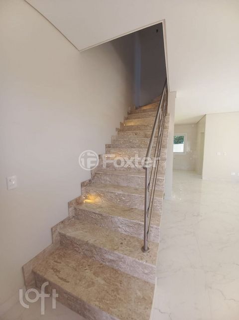 Image 8 - 308201
