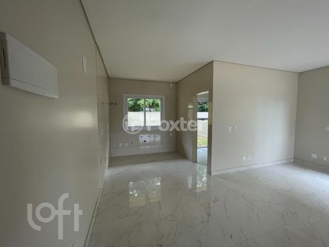 Image 6 - 308205
