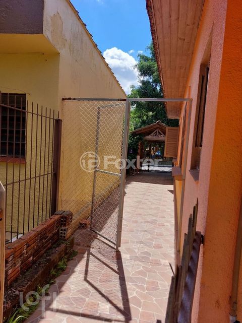 Image 1 - 308235