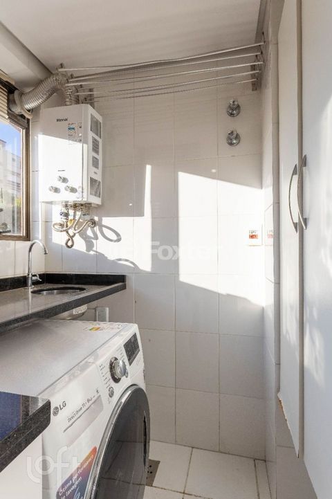 Image 11 - 308313