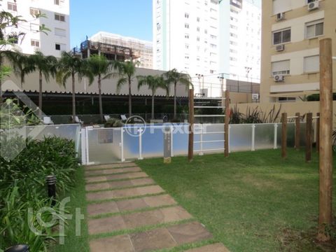 Image 17 - 308616