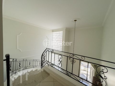 Image 8 - 308783