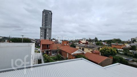 Image 19 - 308879
