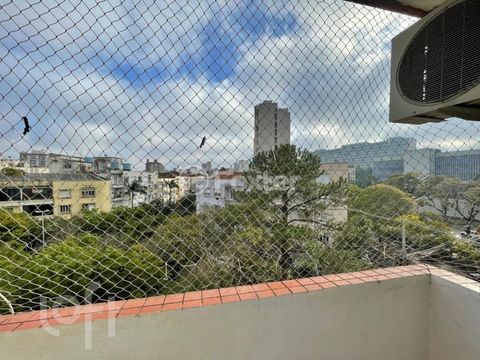 Image 12 - 310273