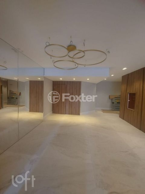 Image 10 - 310714