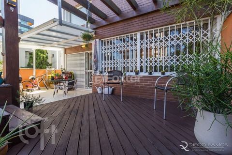 Image 14 - 310829