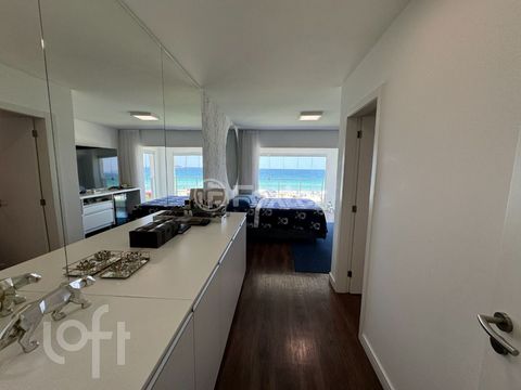 Image 17 - 311017