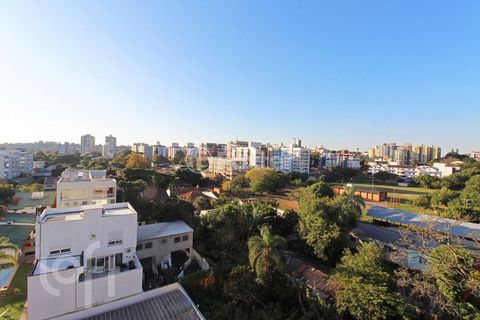 Image 19 - 311037