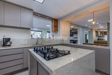 Image 16 - 311122