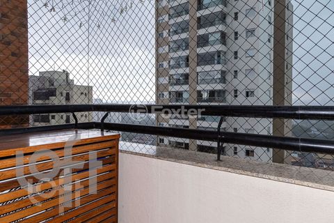 Image 17 - 313447