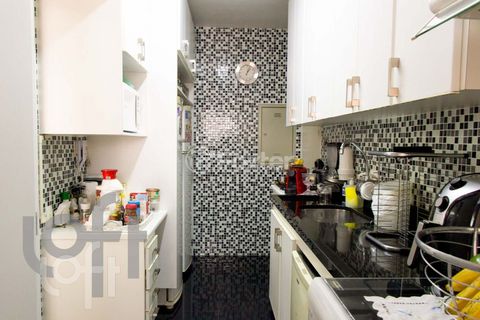 Image 17 - 313884
