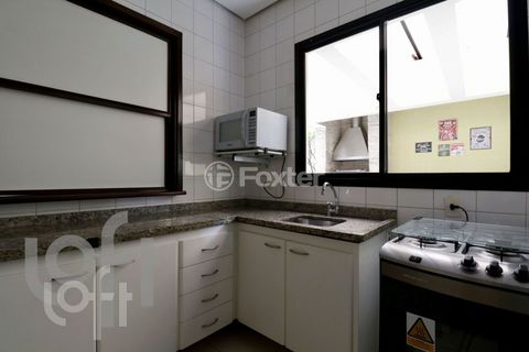 Image 9 - 313996
