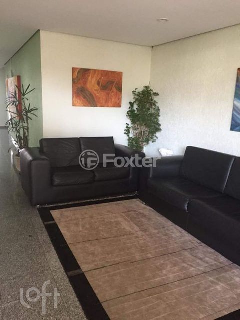 Image 7 - 315345