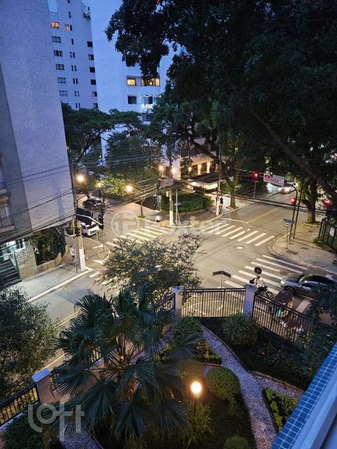 Image 15 - 315844