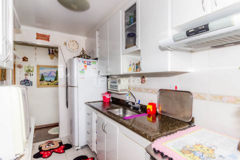 Image 19 - 319209