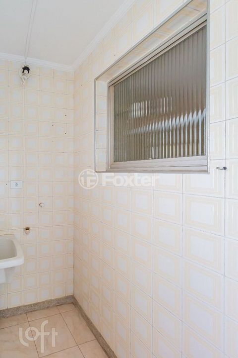 Image 8 - 319228