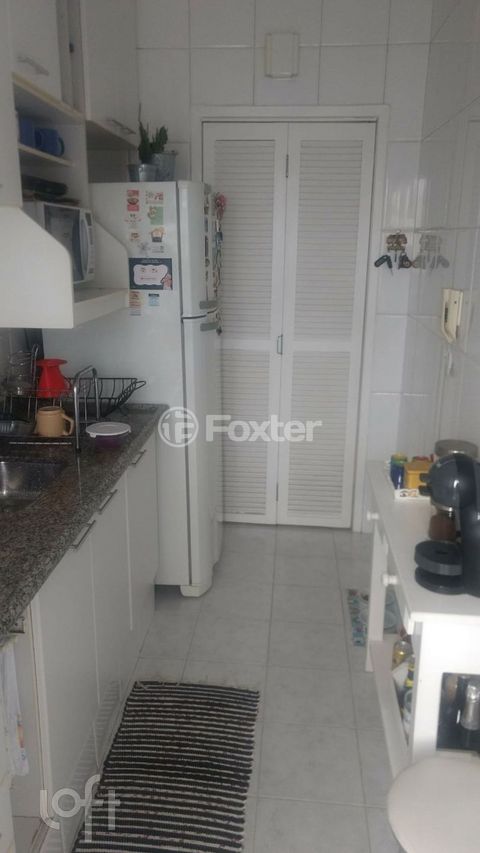 Image 7 - 319401